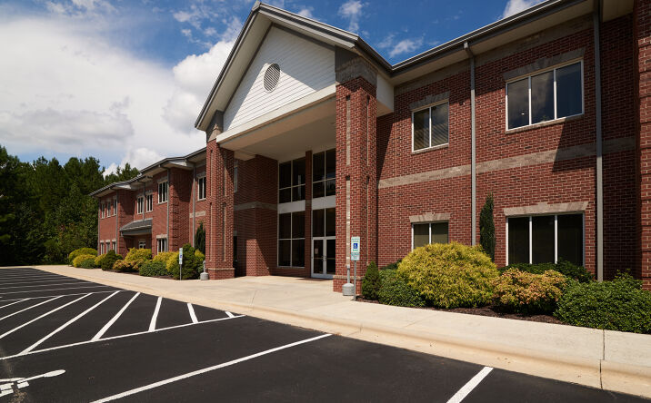 Pictures of Office property located at 1610 E Marion St, Shelby, NC 28150 for lease - image #1