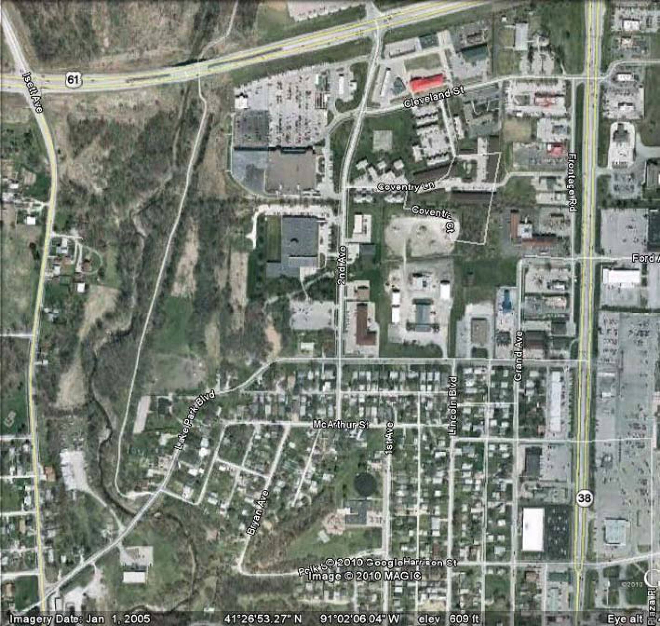 431 Lake Park Blvd, Muscatine, IA 52761