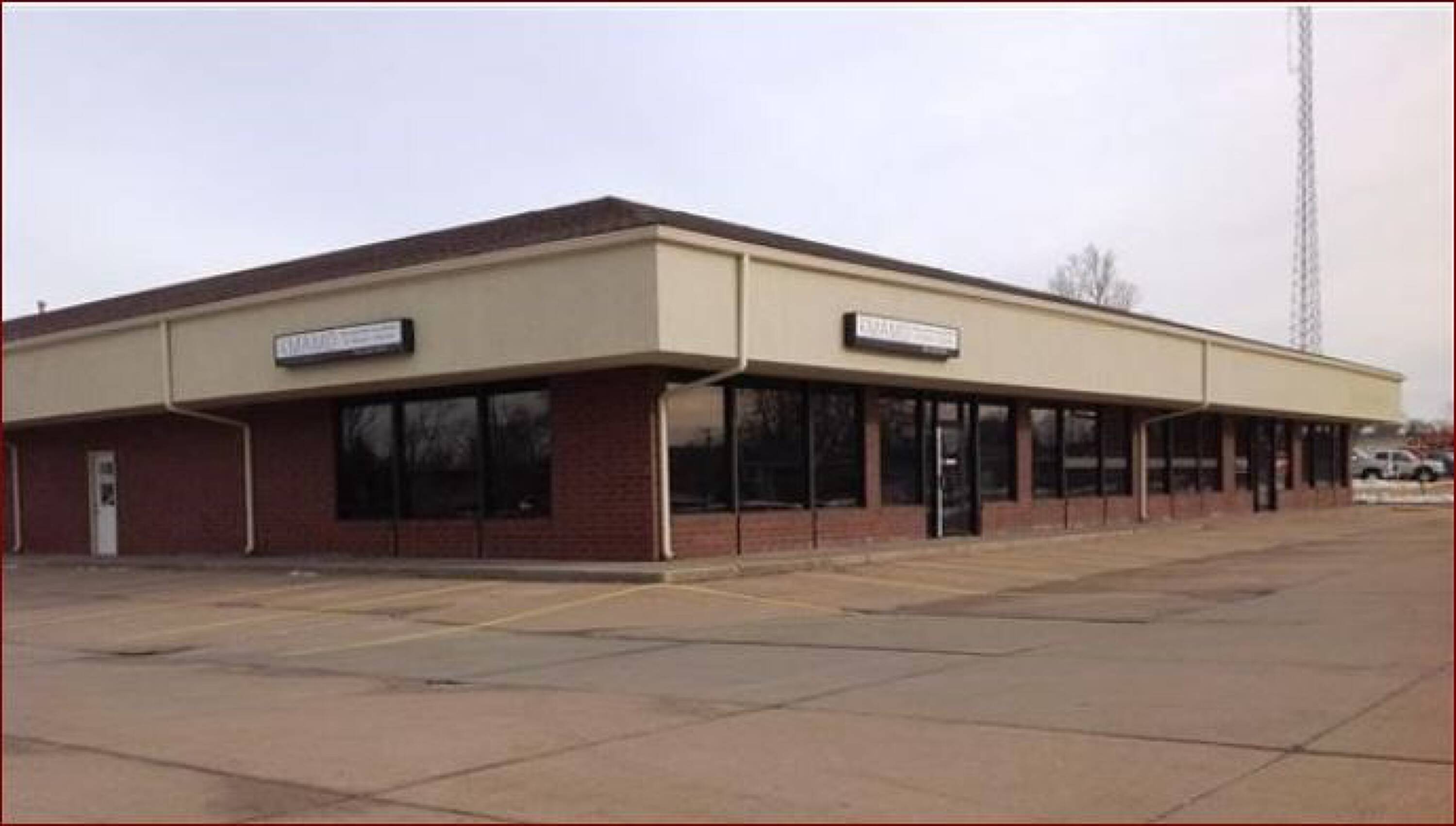 431 Lake Park Blvd, Muscatine, IA 52761