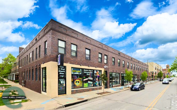 Pictures of Retail property located at 2300 University Ave, Des Moines, IA 50311 for lease - image #1