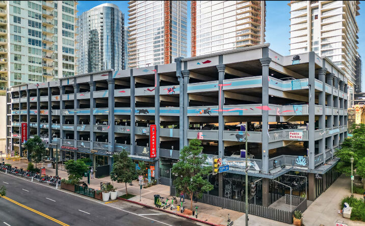 Pictures of Retail, Office, Restaurant property located at 1111 S Hope St, Los Angeles, CA 90015 for lease - image #1