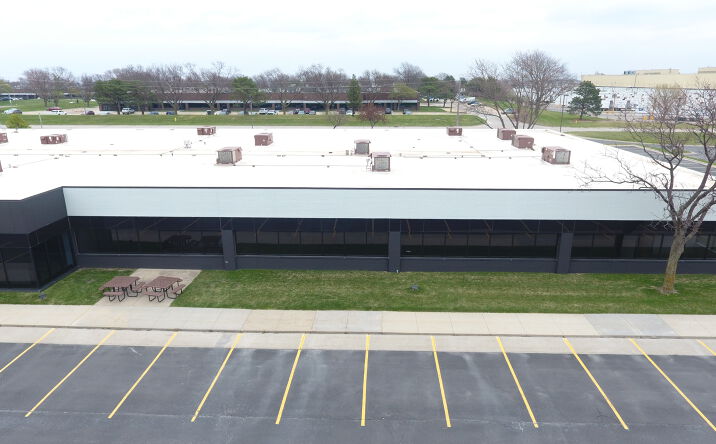 Pictures of Office property located at 4250 114th St, Urbandale, IA 50322 for lease - image #1