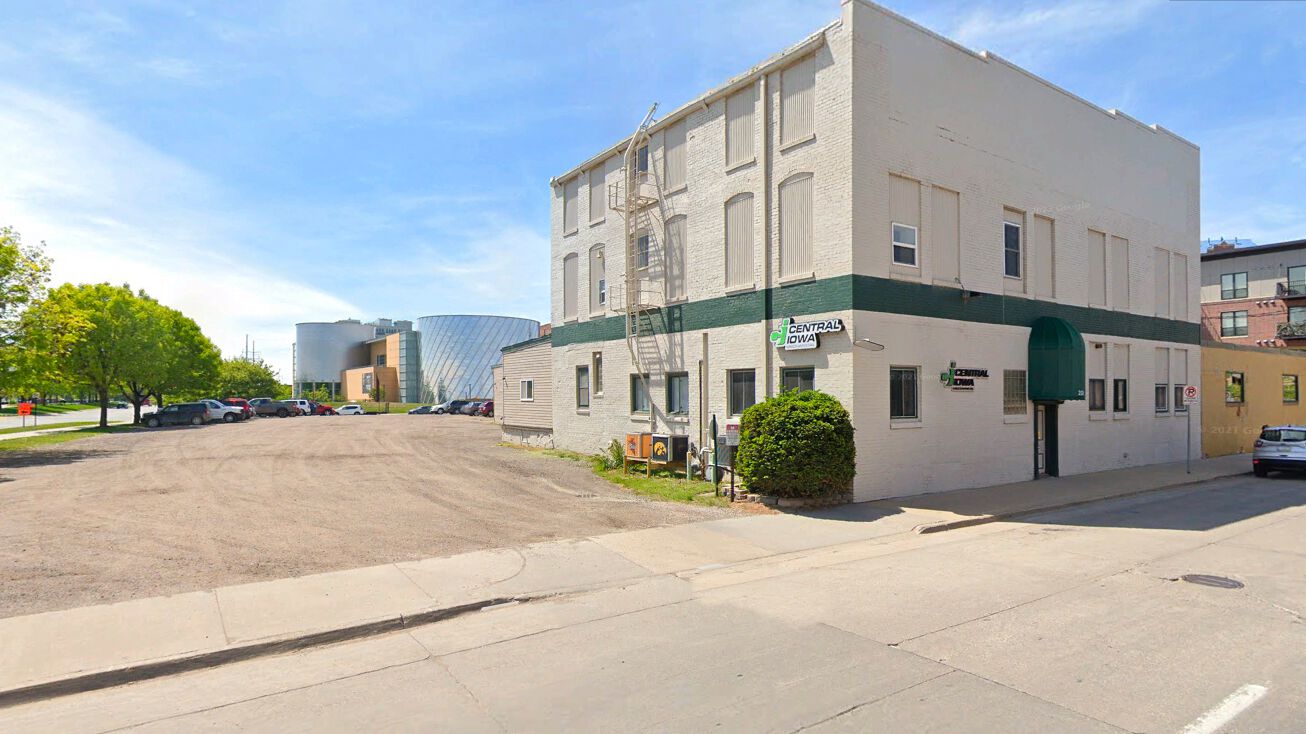 204 SW 2nd St, Des Moines, IA 50309 Industrial Space for Lease