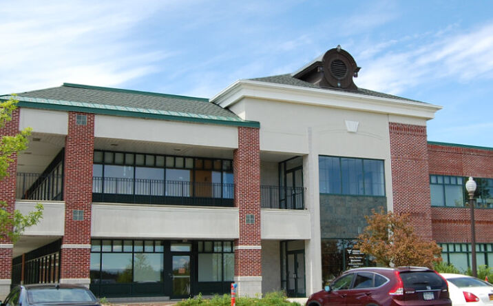 Pictures of Retail, Office, Restaurant property located at 2341 Nott St E, Niskayuna, NY 12309 for lease - image #1