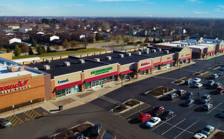Pictures of Retail, Office, Restaurant property located at 1750 Bradford Ln, Normal, IL 61761 for lease - image #1