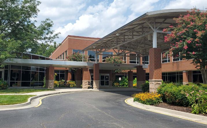 Pictures of Office property located at 8700 Stony Point Pkwy, Richmond, VA 23235 for lease - image #1