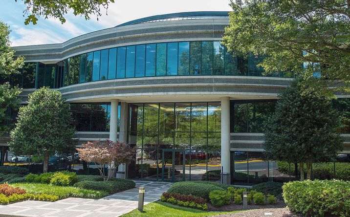 Pictures of Office property located at 9201 Arboretum Pkwy, Richmond, VA 23236 for lease - image #1