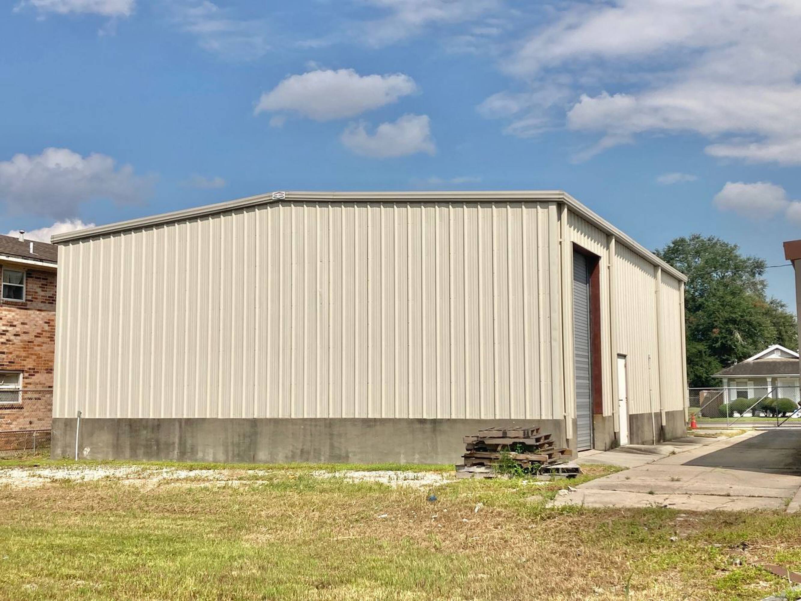 608 Westwood Dr, Marrero, LA 70072