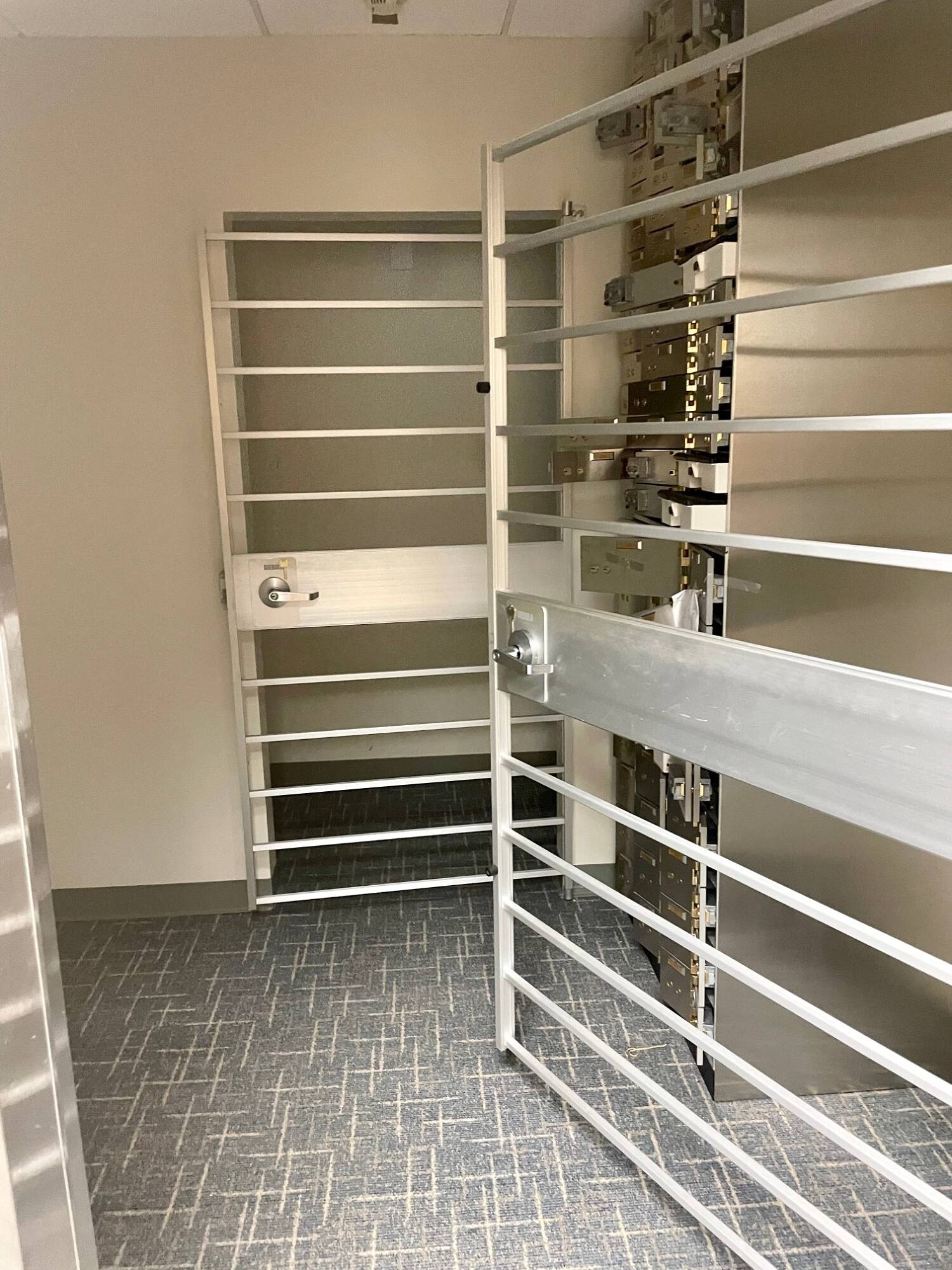 779 Franklin Ave, Franklin Lakes, NJ 07417