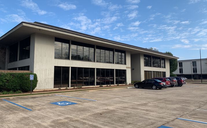 Pictures of Office property located at 3003 Knight St, Shreveport, LA 71105 for lease - image #1