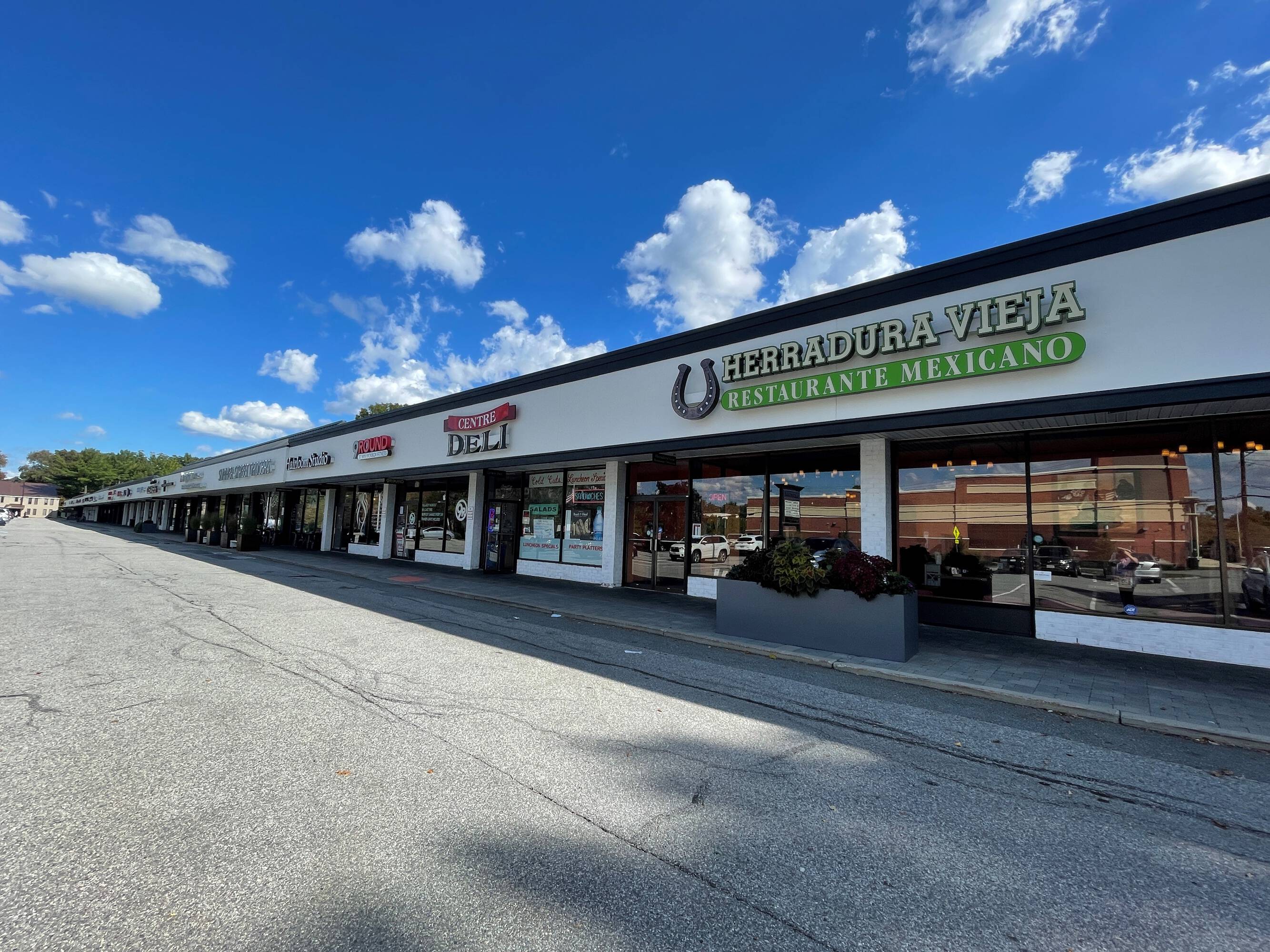 7 Summer St, Chelmsford, MA 01824