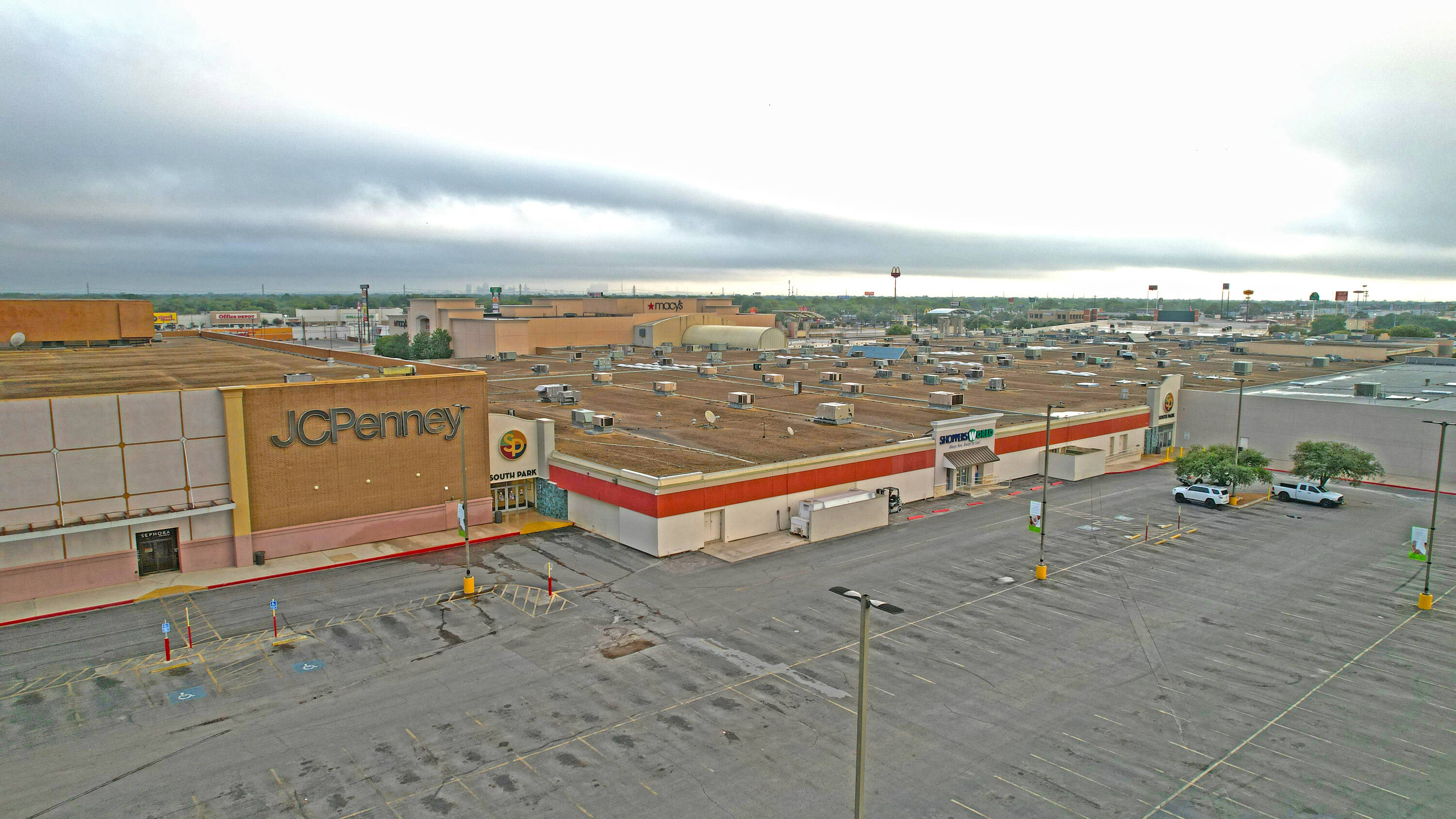 Five Below Southwest Military Drive San Antonio Tx 2310 SW Military Dr, San Antonio, TX 78224 | Crexi.com