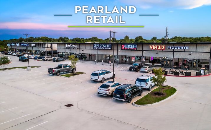 Pictures of Retail property located at 9260 Broadway St, Pearland, TX 77584 for lease - image #1