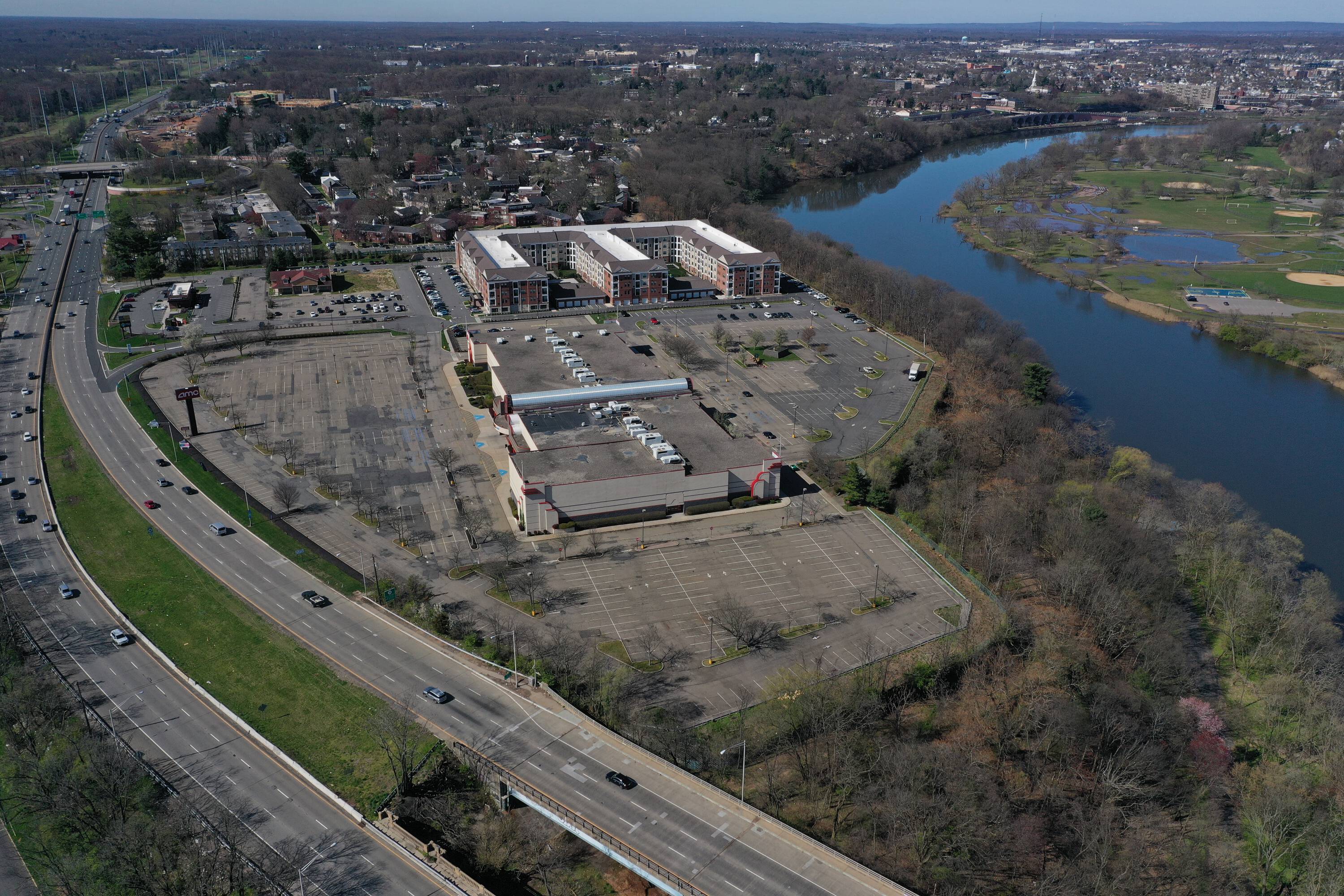 11 US HIGHWAY 1 New Brunswick NJ 08901-4147 APN: 1213_703_17.02_C0002 ...