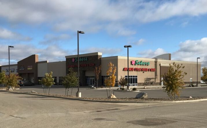 Pictures of Retail, Office property located at 424 32nd Ave W, Williston, ND 58801 for lease - image #1