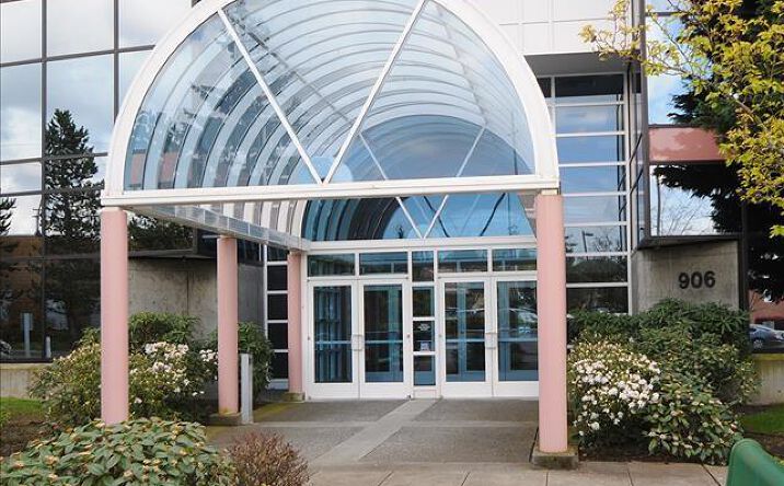Pictures of Office property located at 1000 SE Everett Mall Way, Everett, WA 98208 for sales - image #1
