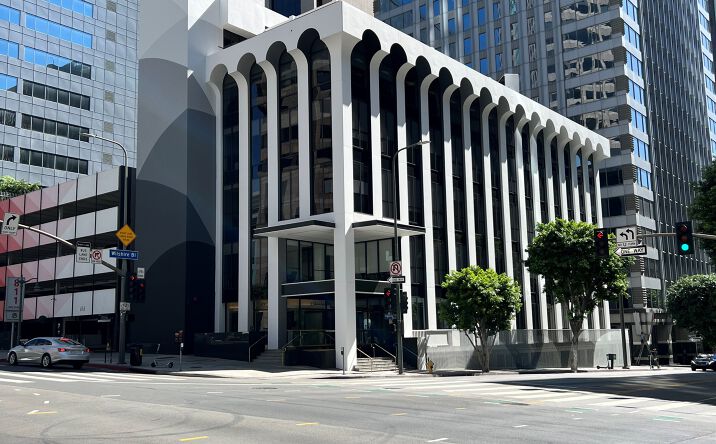 Pictures of Office, Retail property located at 835 Wilshire Blvd, Los Angeles, CA 90017 for lease - image #1