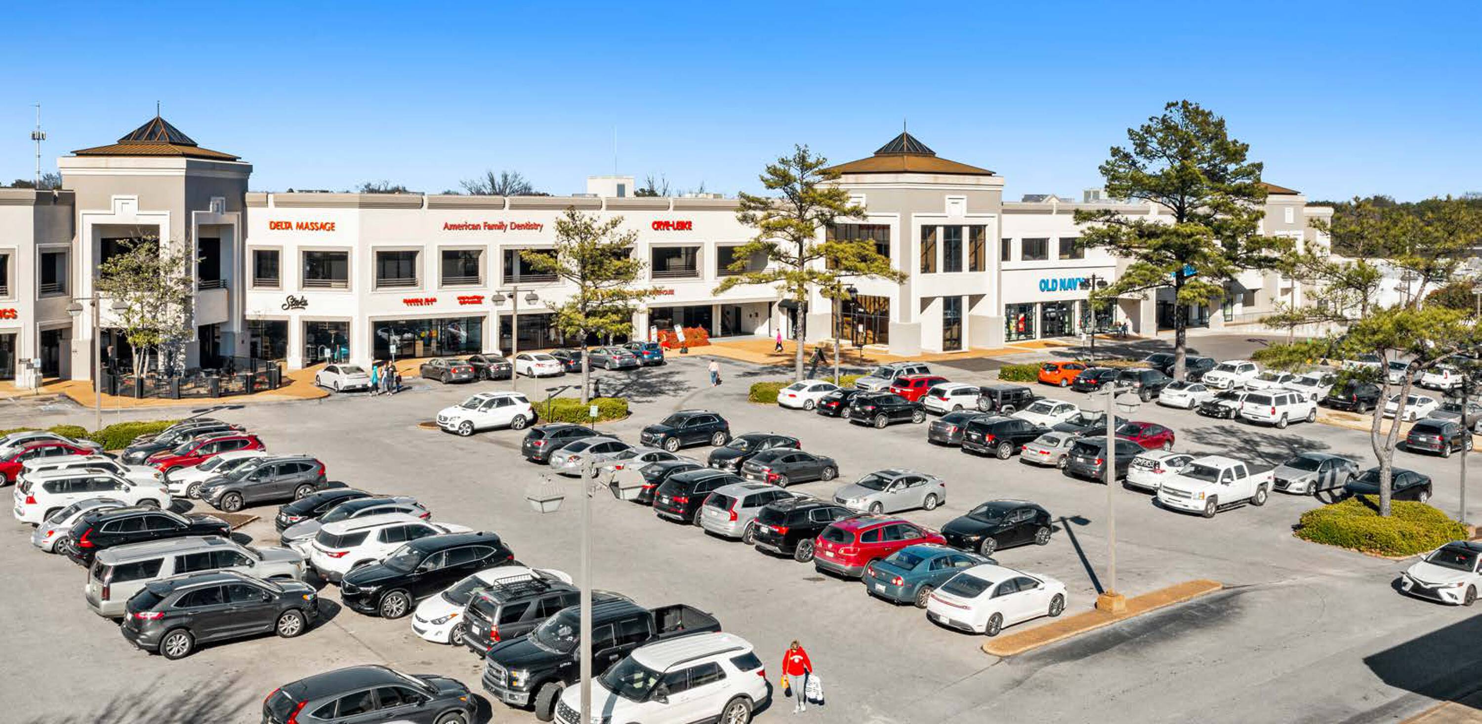 7670 Poplar Ave, Germantown, TN 38138 | Crexi.com