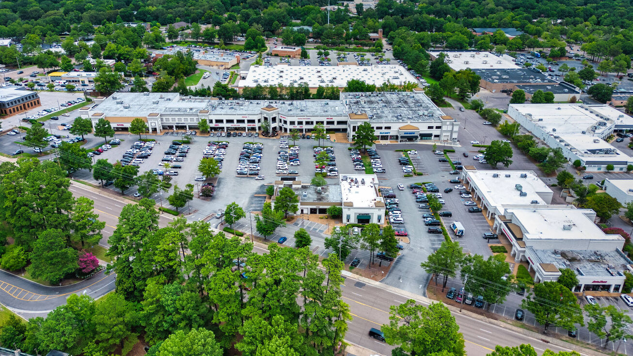 76707730 Poplar Ave, Germantown, TN 38138 Retail Space for Lease