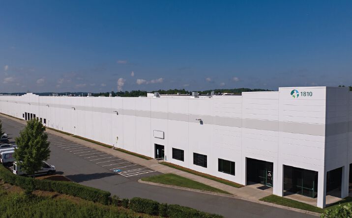 Pictures of Industrial property located at 1810 W Pointe Dr, Charlotte, NC 28214 for lease - image #1