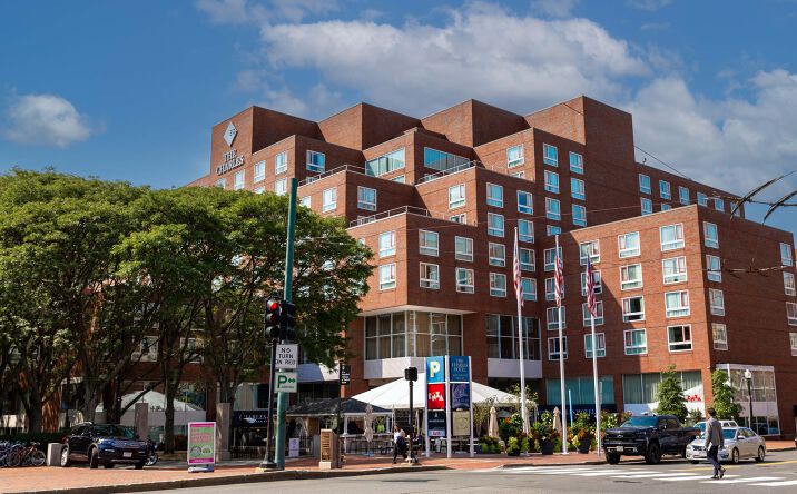 Pictures of Retail, Restaurant property located at 1 Bennett St, Cambridge, MA 02138 for lease - image #1