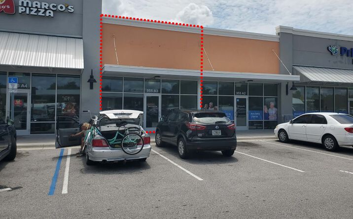 Pictures of Retail, Office property located at 955 S Woodland Blvd, DeLand, FL 32720 for lease - image #1