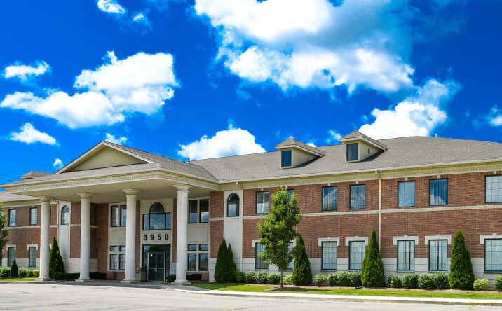 Pictures of Office property located at 3950 S Rochester Rd, Rochester Hills, MI 48307 for lease - image #1
