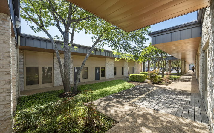 Pictures of Office property located at 4419 Frontier Trail, Austin, TX 78745 for lease - image #1