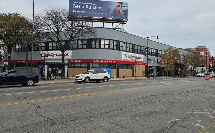 Pictures of Office property located at 2334 W Lawrence Avenue, Chicago, IL 60625 for lease - image #1