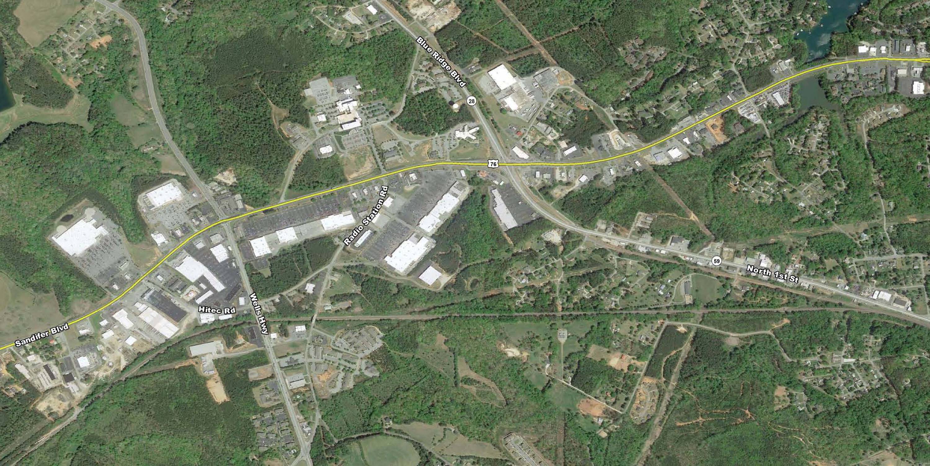 201 Applewood Center Pl, Seneca, SC 29678