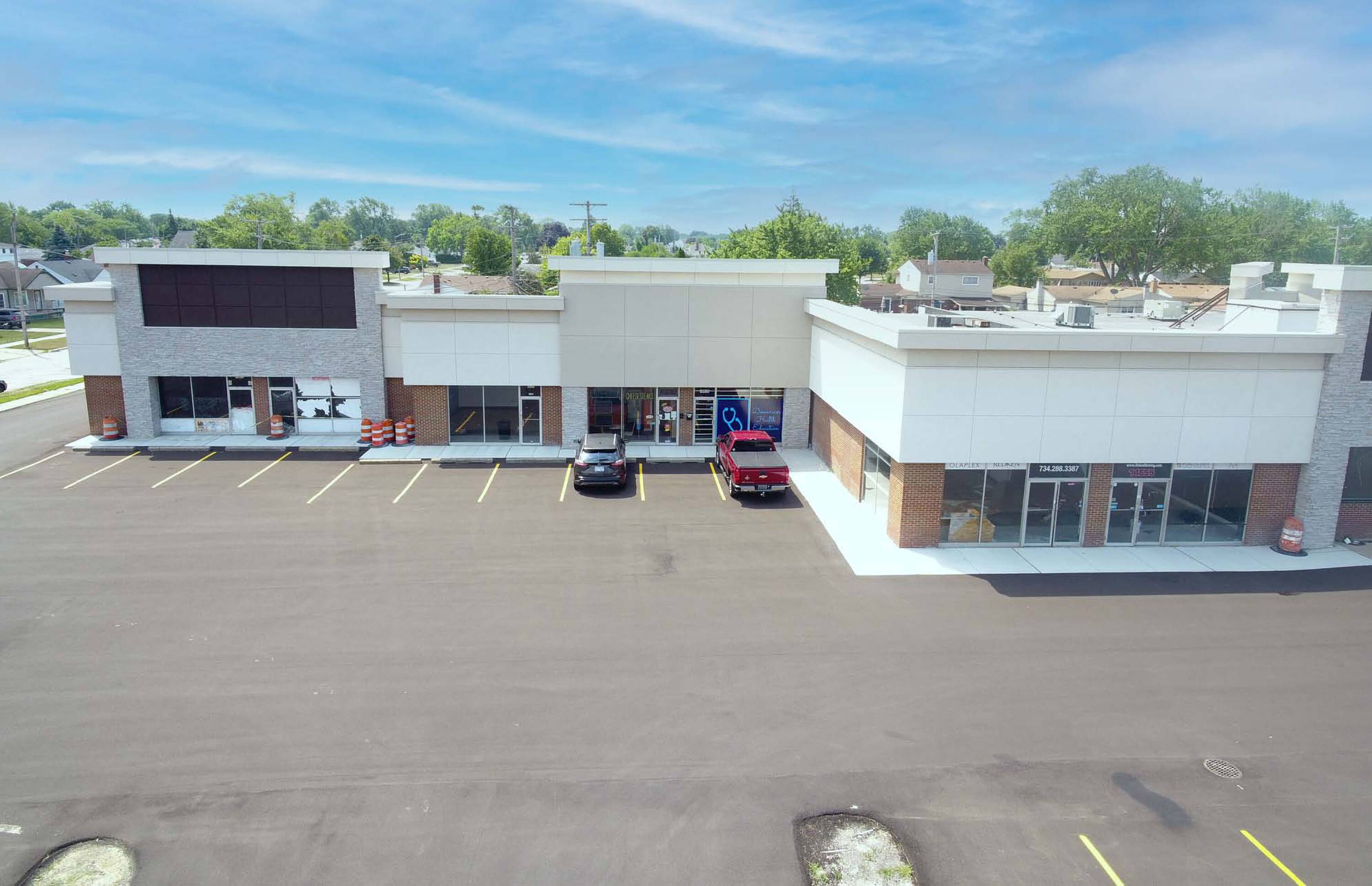 14605 Northline Rd, Southgate, MI 48195