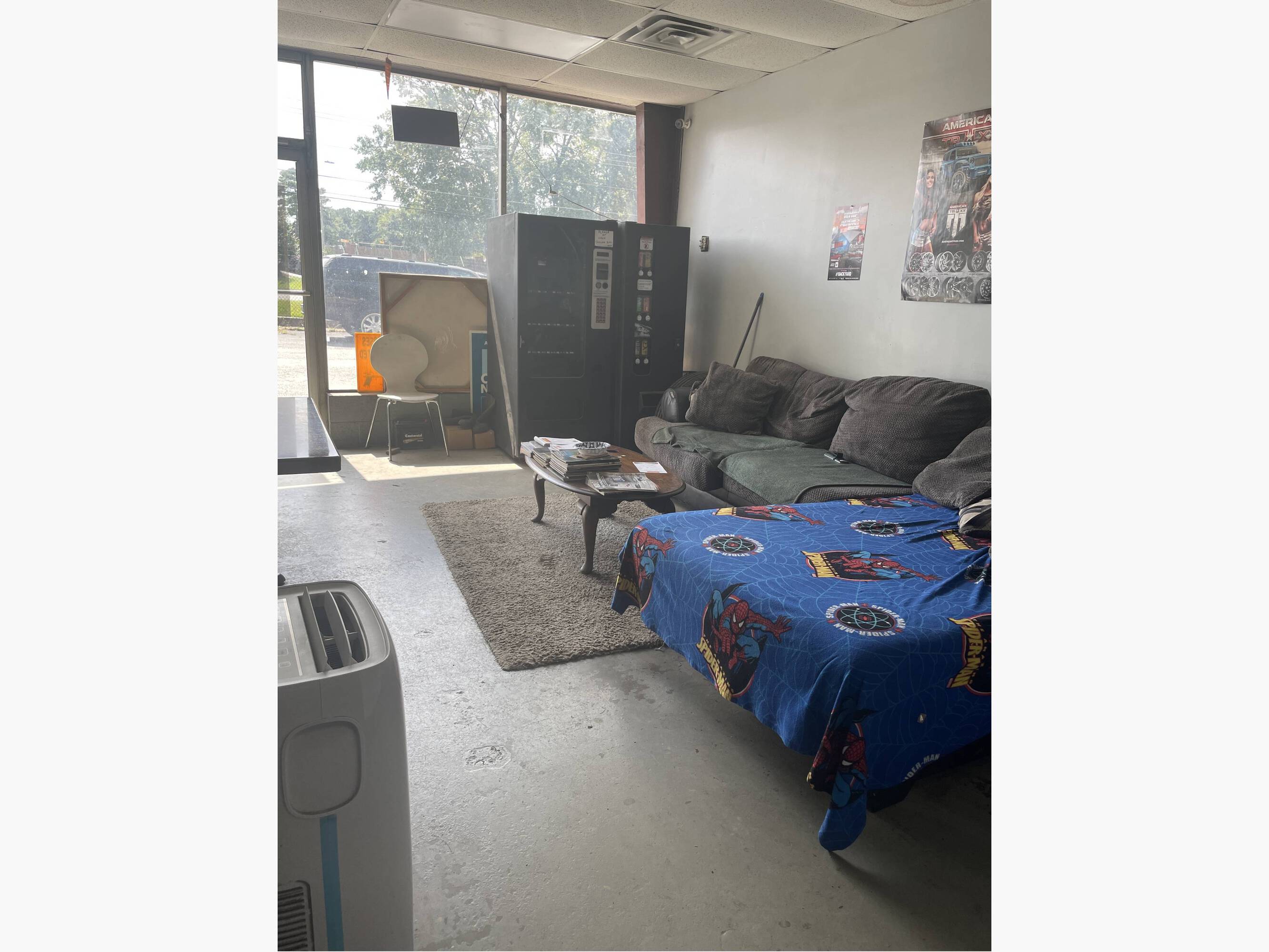 85 Veterans Memorial Hwy SW, Mableton, GA 30126