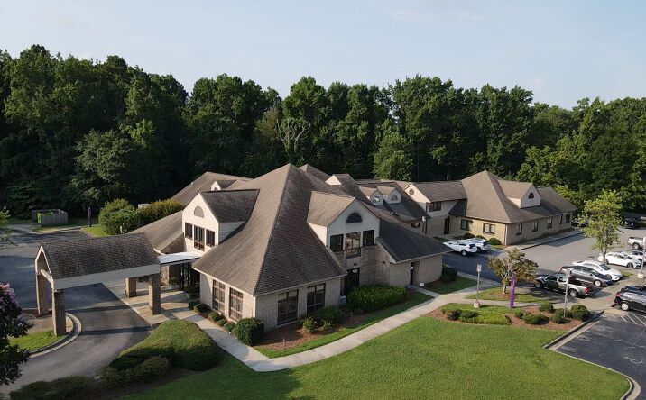 Pictures of Office property located at 905 Johns Hopkins Dr, Greenville, NC 27834 for lease - image #1