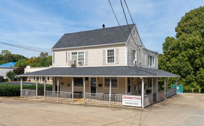 Pictures of Retail, Office, Land property located at 916 S New Hope Rd, Gastonia, NC 28054 for lease - image #1