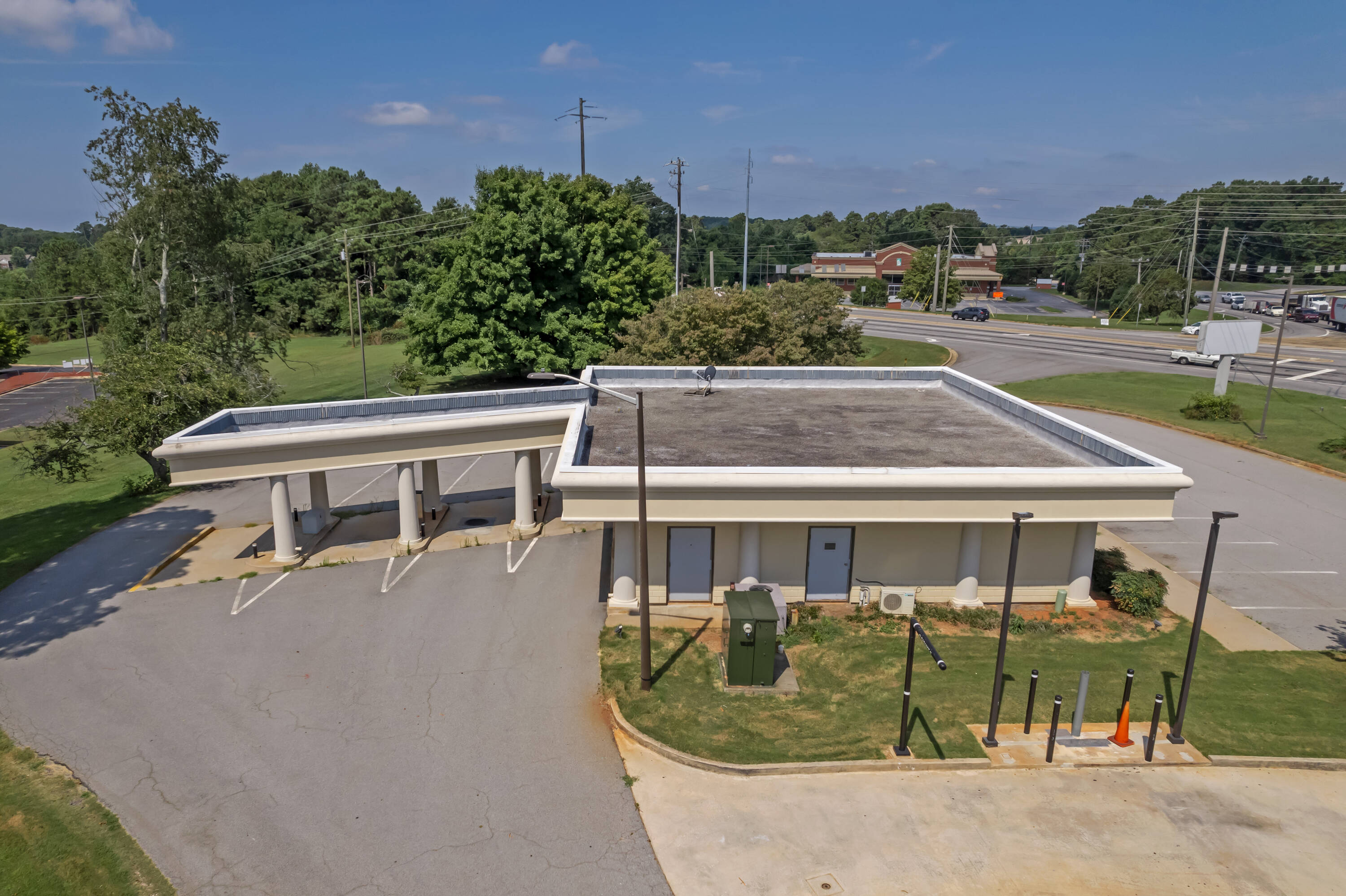 2895 Browns Bridge Rd, Gainesville, GA 30504