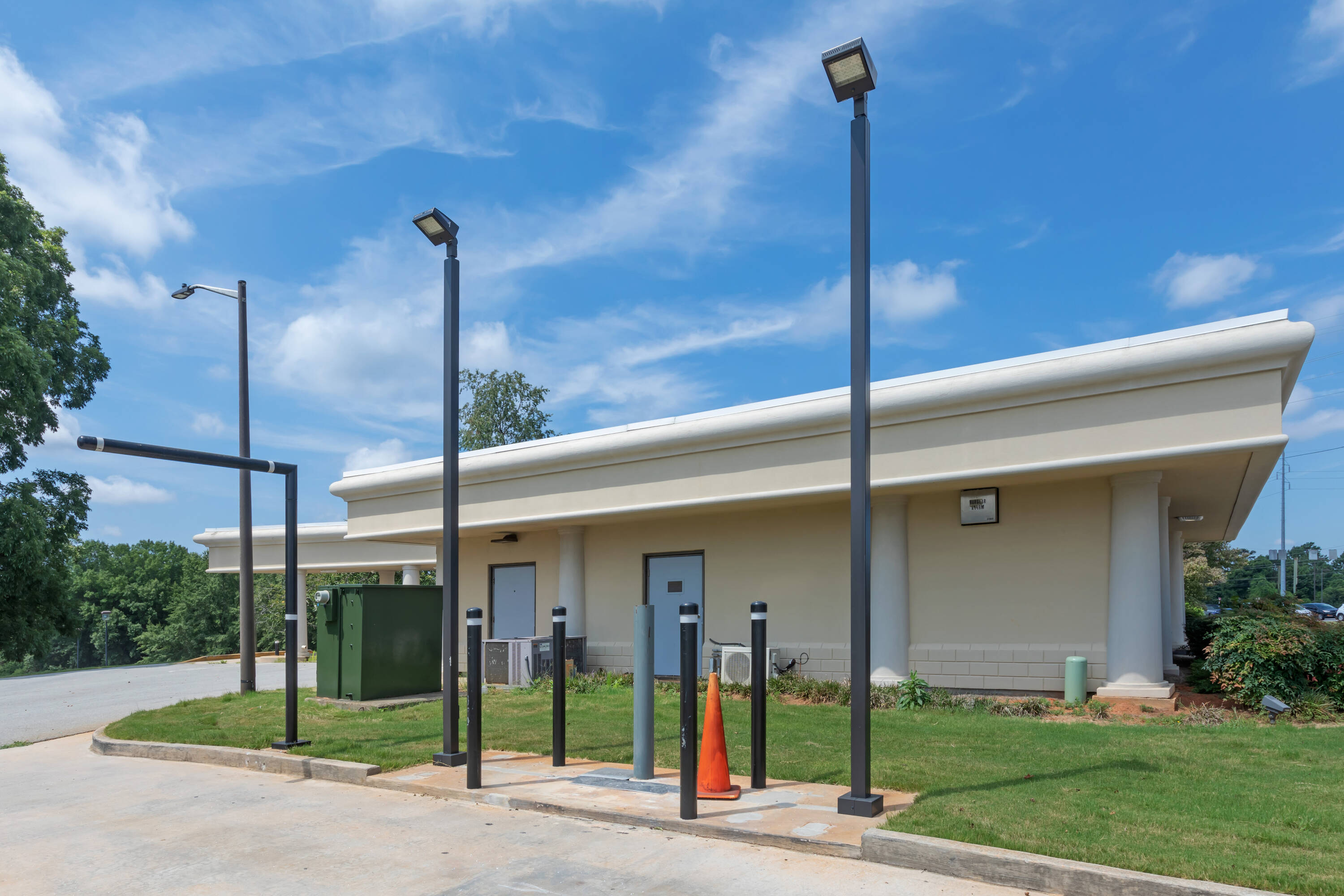 2895 Browns Bridge Rd, Gainesville, GA 30504