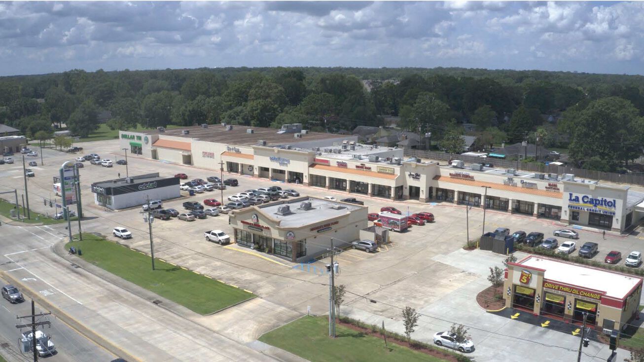 2142 O'Neal Ln, Baton Rouge, LA 70816 Retail Space for Lease O'Neal