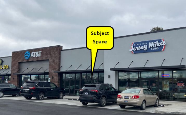 Pictures of Retail, Restaurant property located at 2230 Jacksboro Pike, LaFollette, TN 37766 for lease - image #1