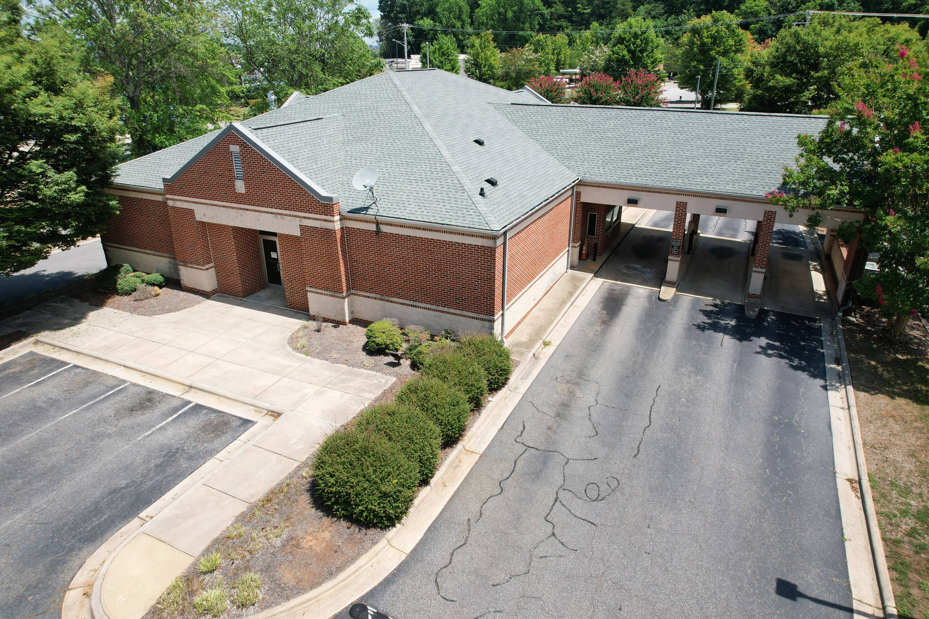 621 Sullivan Rd, Statesville, NC 28677