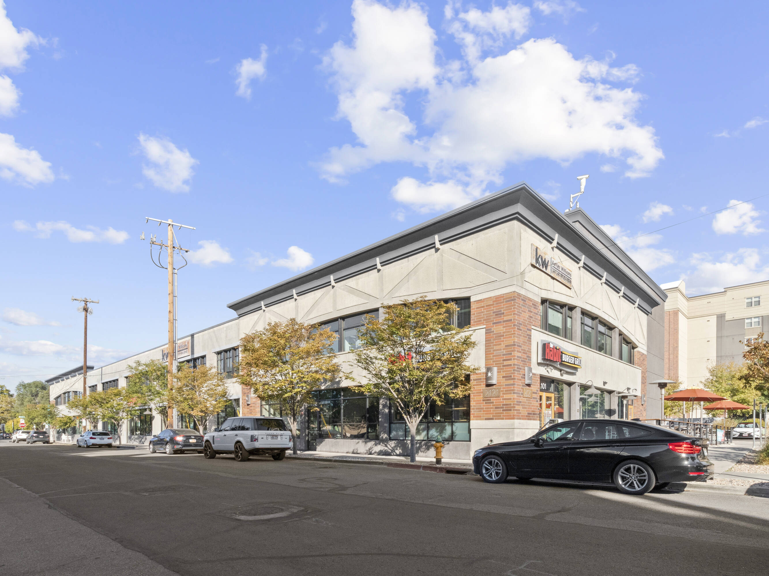 2121 S McClelland St, Salt Lake City, UT 84106