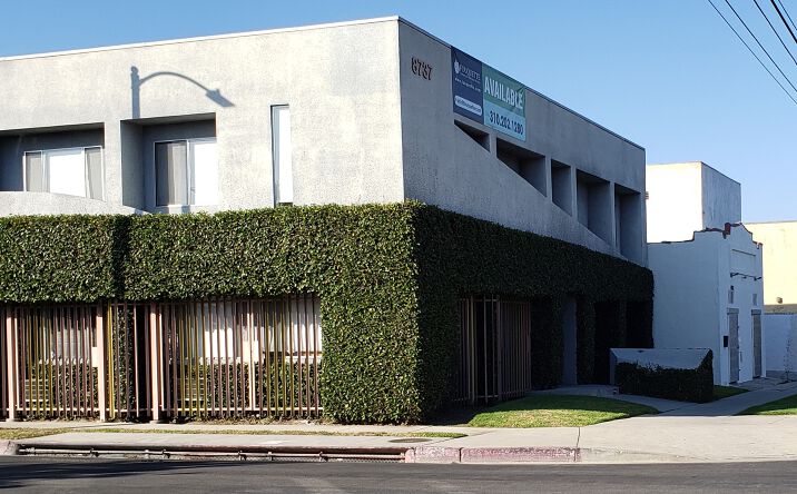 Pictures of Office property located at 8737 Venice Blvd., Los Angeles, CA 90034 for lease - image #1