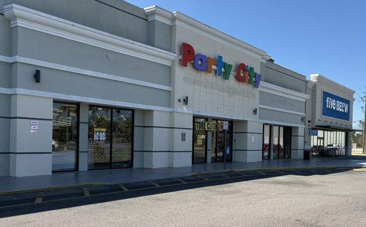 Pictures of Retail property located at 621-845 Cortez Rd W, Bradenton, FL 34207 for lease - image #1