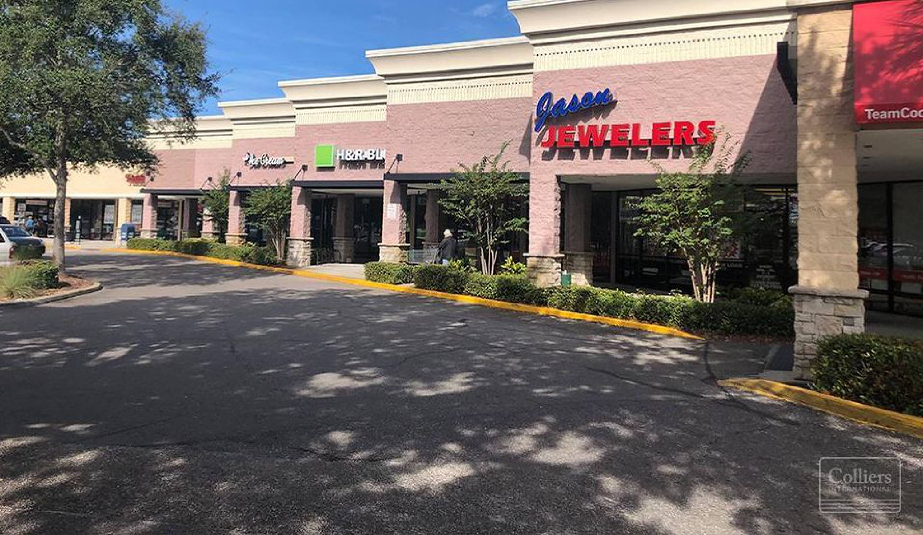 13817 Walsingham Rd, Largo, FL 33774