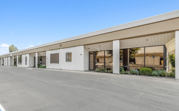 Pictures of Office, Industrial property located at 66 E Escalon Ave, Fresno, CA 93710 for lease - image #1