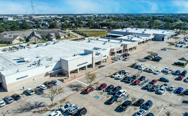 Pictures of Retail property located at 8470 Hwy 6 N, Houston, TX 77095 for lease - image #1