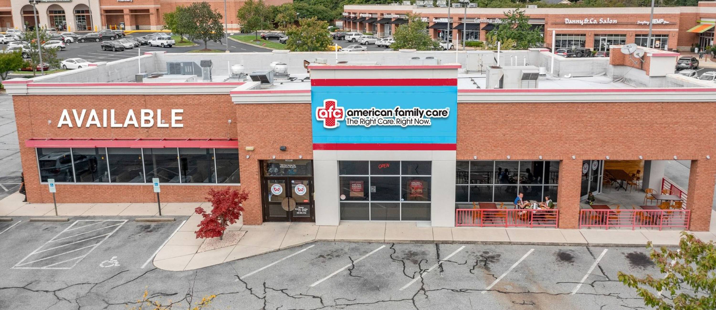 1653 New Garden Rd, Greensboro, NC 27410