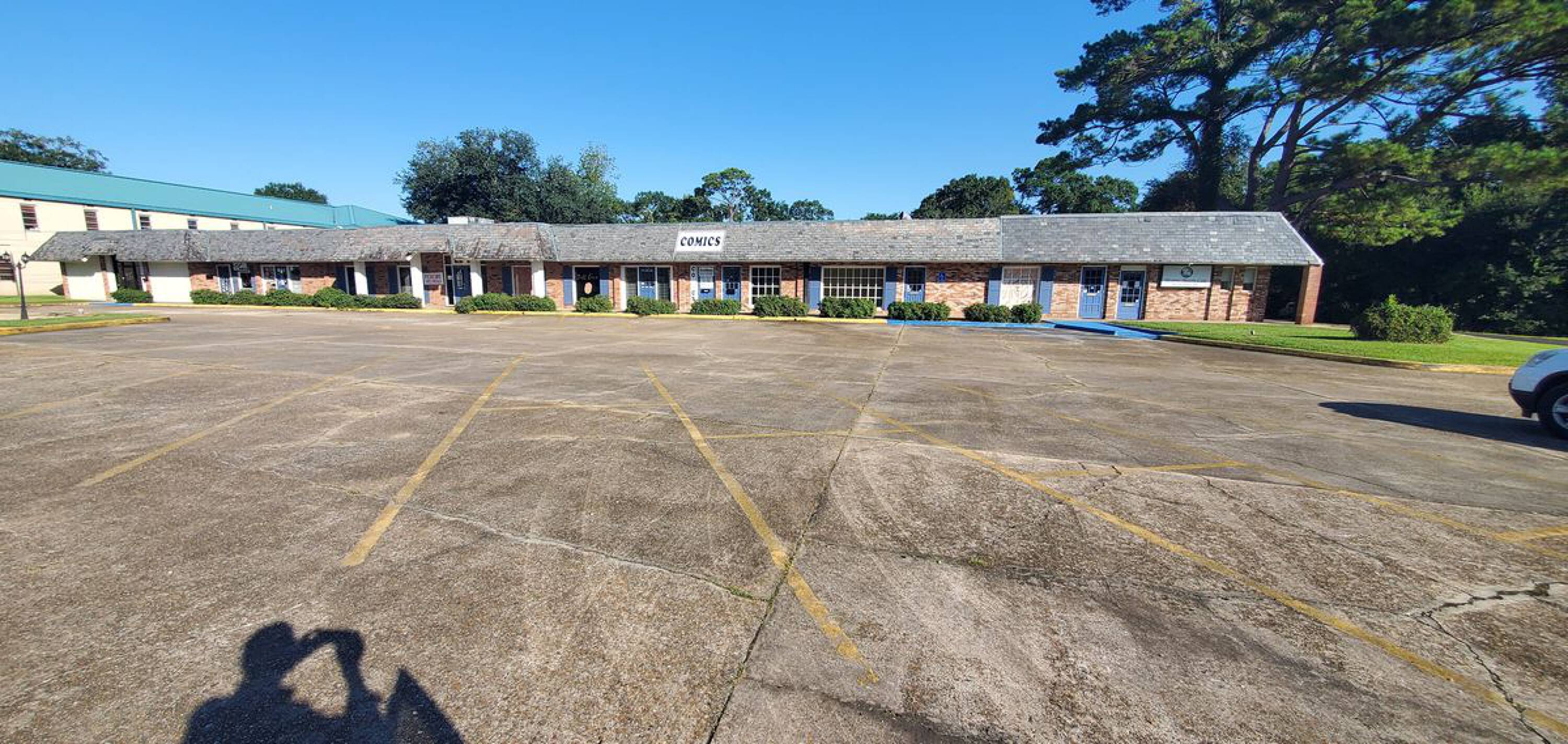 2504 Johnston St, Lafayette, LA 70503