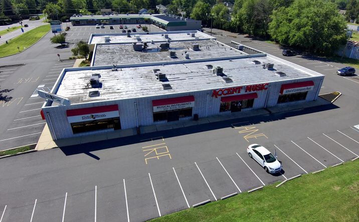 Pictures of Retail property located at 5810 Kirkwood Hwy, Wilmington, DE 19808 for lease - image #1