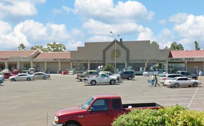 Pictures of Retail property located at Deuce of Clubs Ave & Central Ave, Show Low, AZ 85901 for lease - image #1