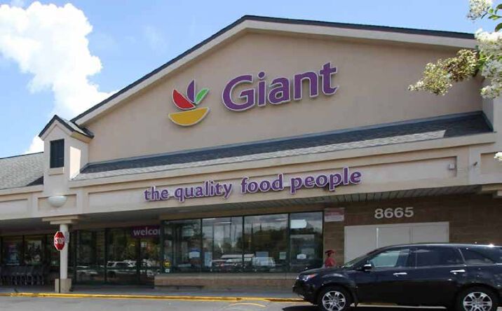 Pictures of Retail, Restaurant property located at 8649 Philadelphia Rd, Baltimore, MD 21237 for lease - image #1